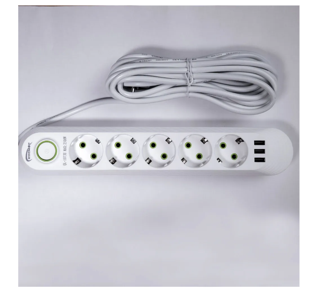 Сетевой фильтр, М, 5 розетки, 3 USB, 5 метра, белый, 10А , QL-1073U-5M — фото 3