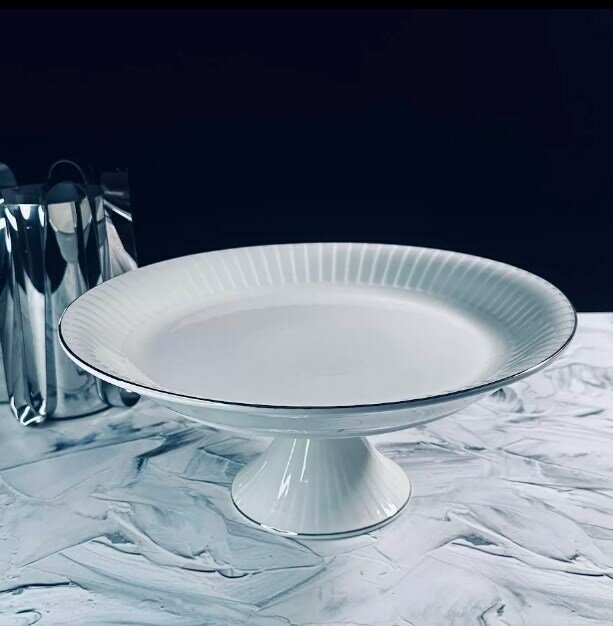 Круглое блюдо 30,5см MARZIPAN GREY на ножке Фарфор 102-060 118-102-060
