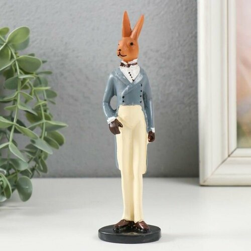 Сувенир полистоун Заяц в синем фраке с белыми брюками 687₽