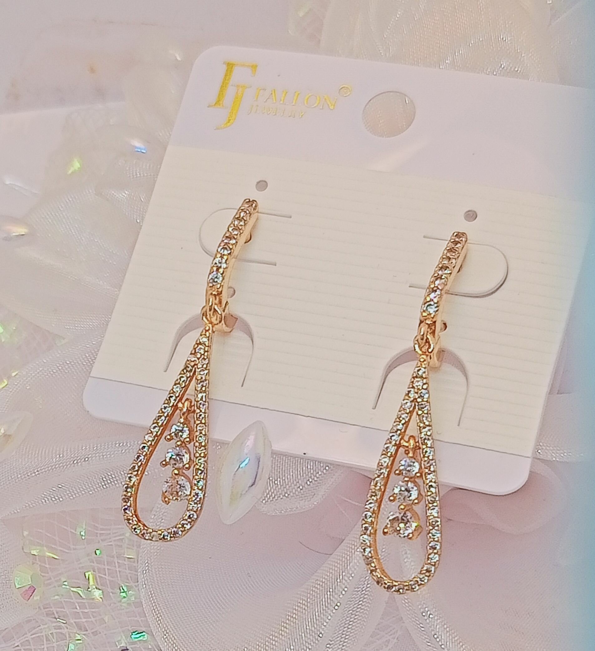 Серьги FJ Fallon Jewelry, циркон