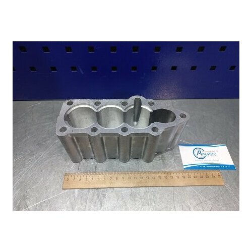 Крышка Р-80 Р80-2320123 нижняя утюг 3 секции со 231100₽