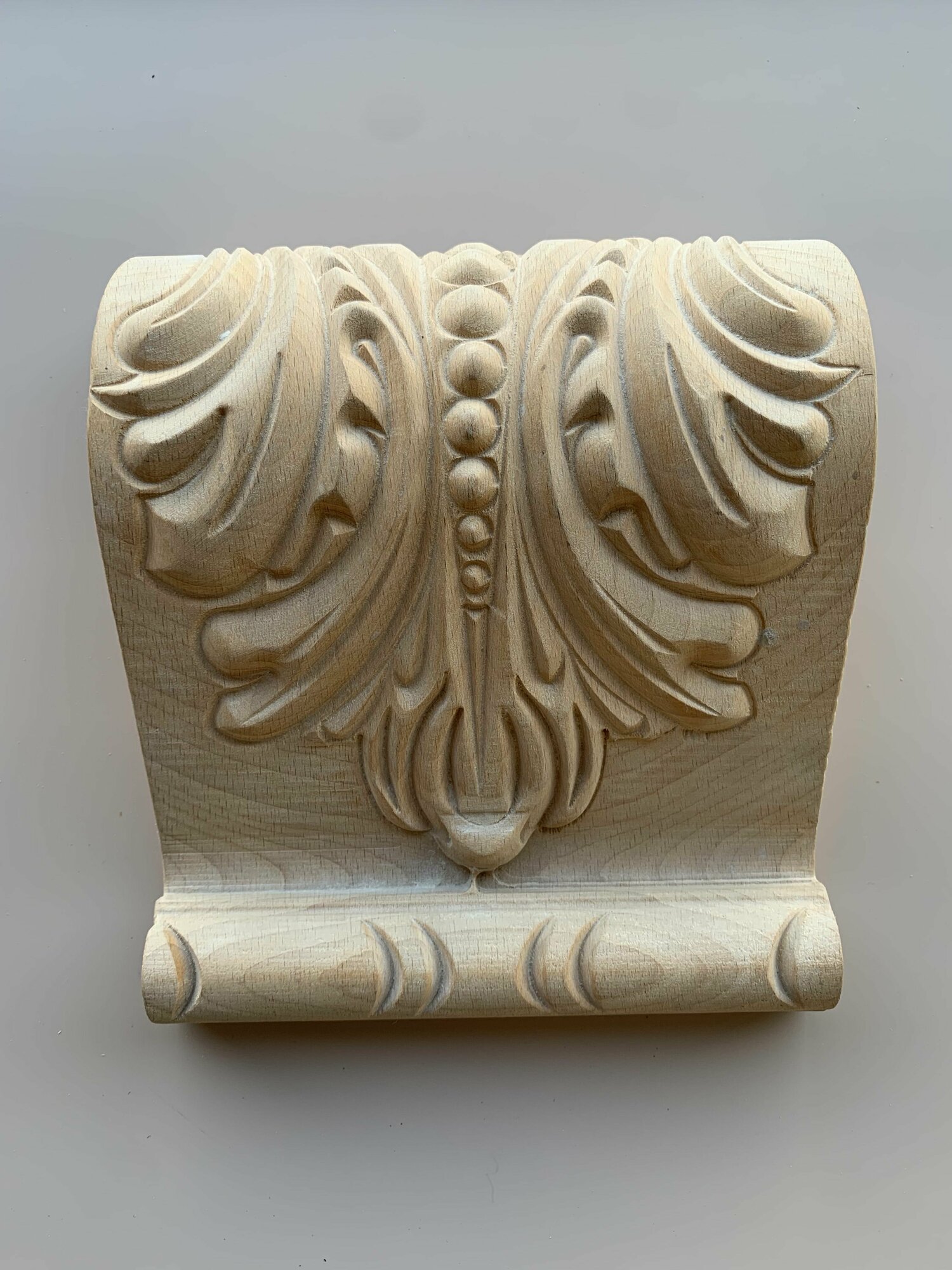 Резной декор KA1001 из массива Бука 165 x 193 x 68 (мм)