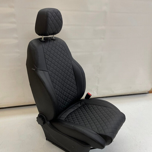 Чехлы Автопилот для UAZ Patriot (комплектация Comfort / Luxe) c 20г. / Pickup c 20г. Экокожа, ромб, черный, черный.