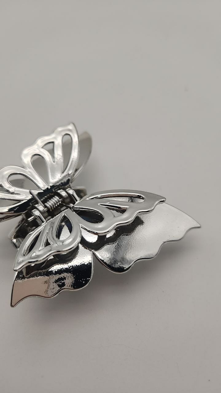 Серебряный крабик для волос — элегантная и стильная заколка для девушек. — фото 1