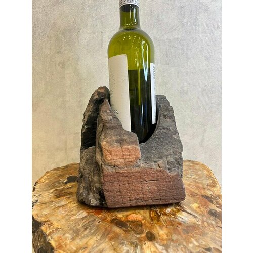 Кулер для вина из окаменелого дерева