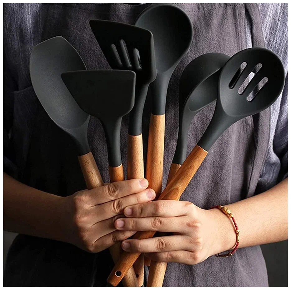 Кухонный набор Kitchen Set силикон и бамбук из 12 шт / цвет темно серый.