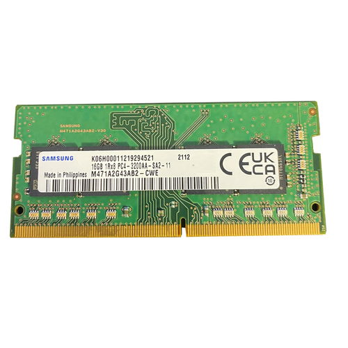 Память SODIMM DDR4 PC4-25600 Samsung M471A2G43CB2-CWE 8Гб 12 В 483900₽