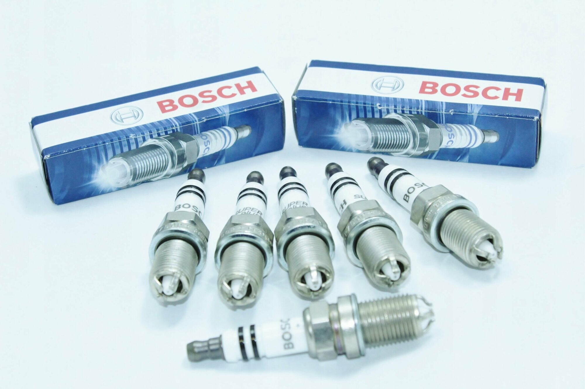 Свеча зажигания Bosch FGR7DQP (0242236562) комплект 4шт.