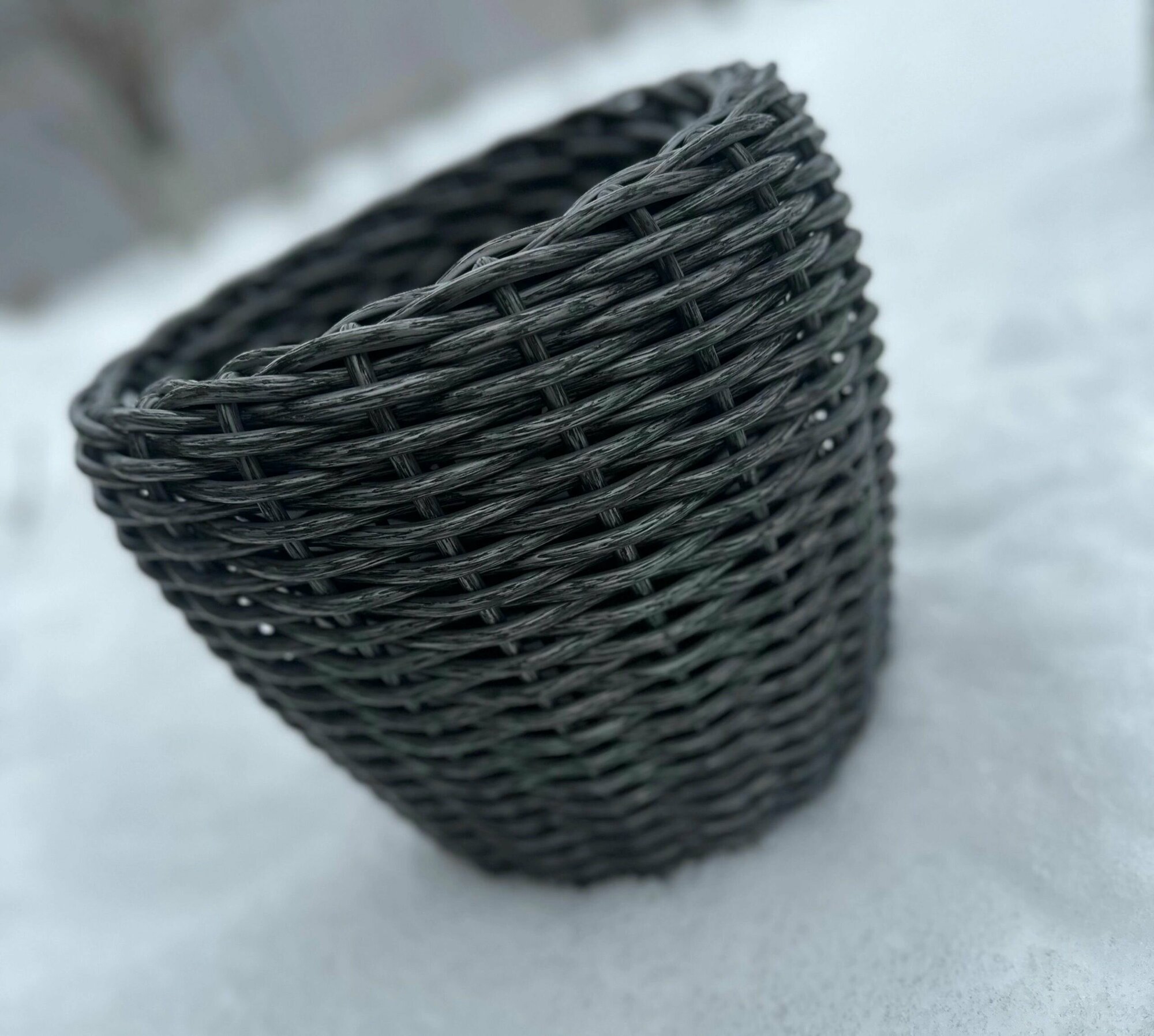 Кашпо из ротанга