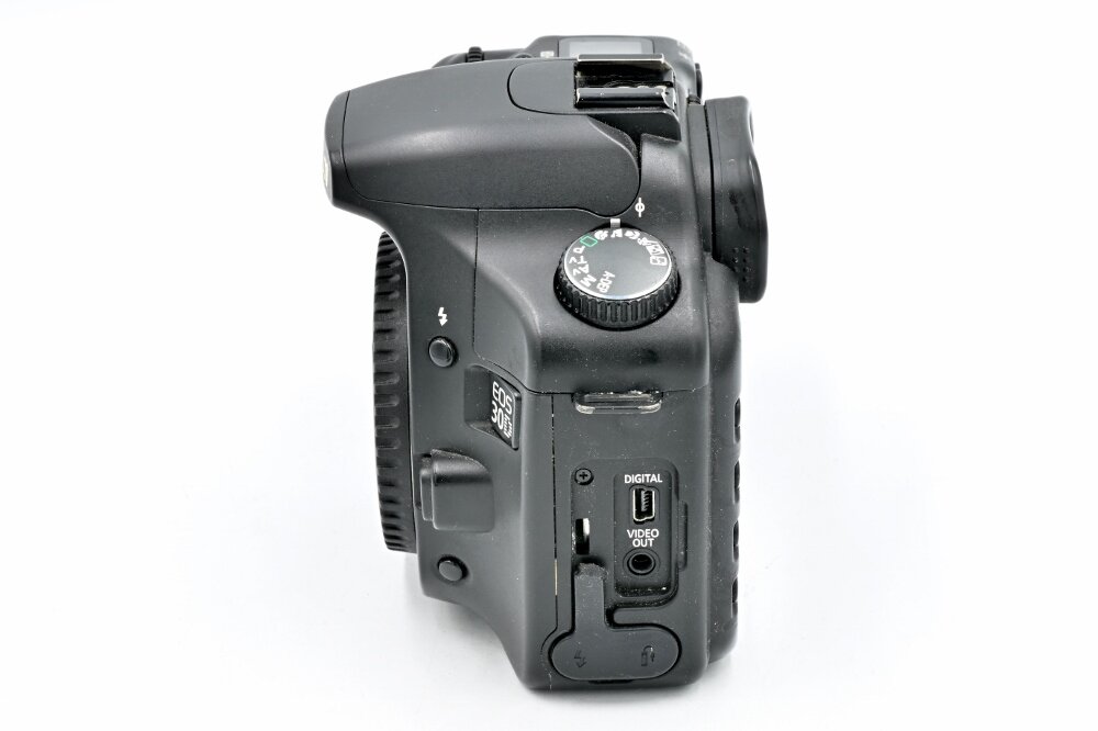 Зеркальный фотоаппарат Canon EOS 30D Body