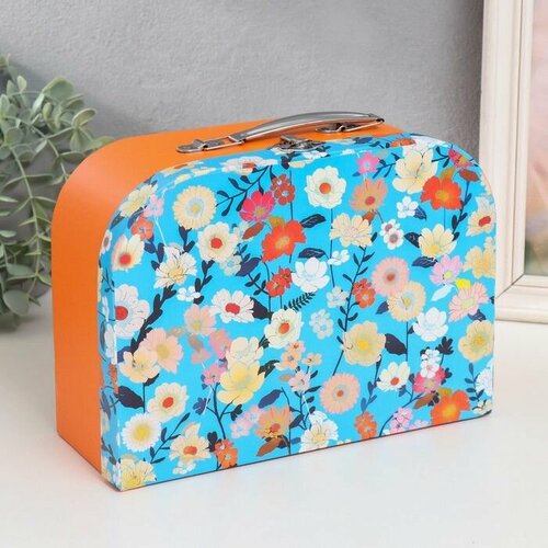 Шкатулка картон сундучок Цветы на синем 25х10х185 см 1250₽