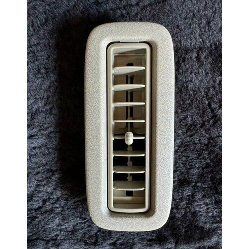 Дефлектор воздуховод потолочный бежевый Mitsubishi Pajero IV 7842A069YA 7842A010 2290₽