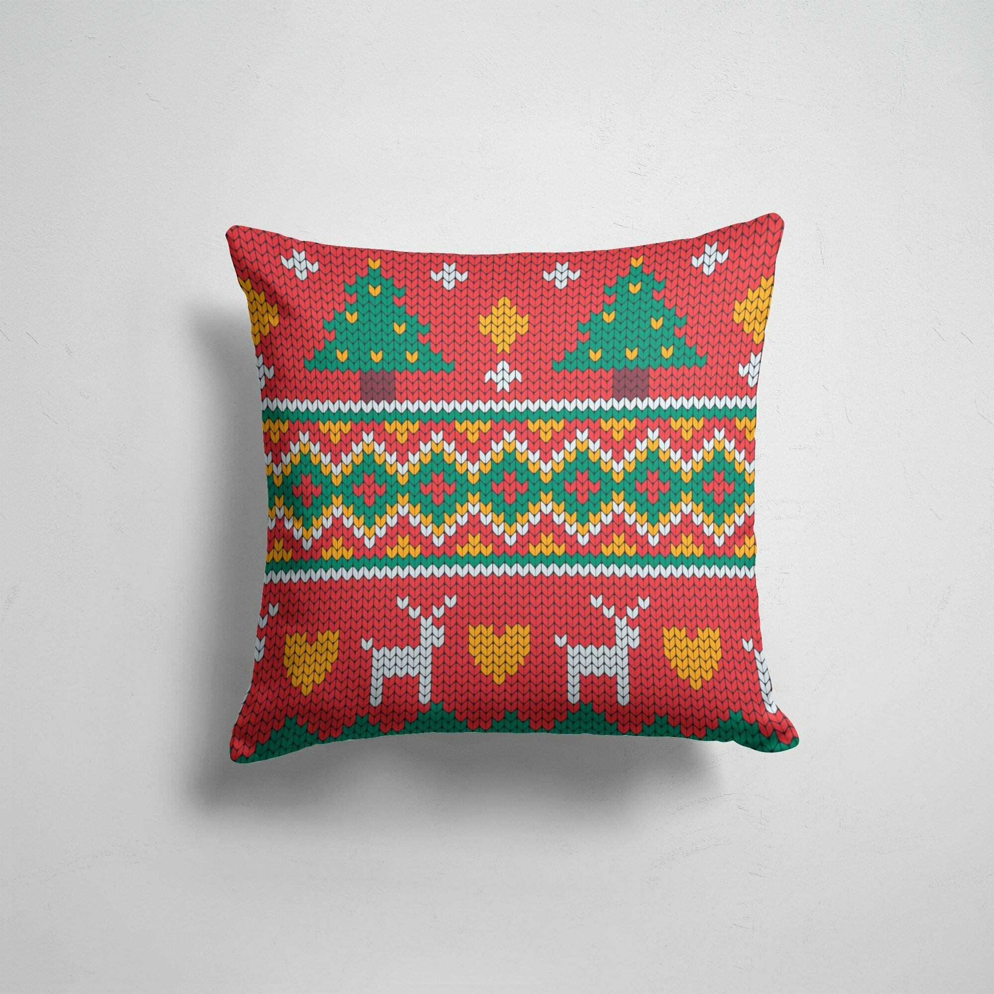 фото Подушка декоративная 45х45см девушка / Узоры / Популярные иллюстрации / Вязаные олени в узоре