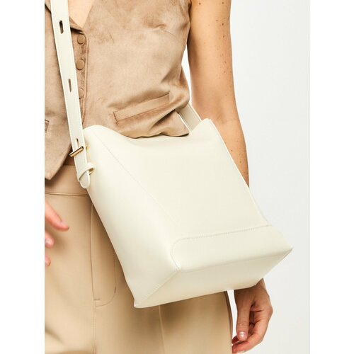 Сумка кросс-боди AVGUST ACCESSORIES, фактура гладкая, матовая, белый