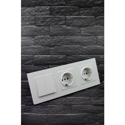 Розетка двойная с выключателем двухклавишным белая