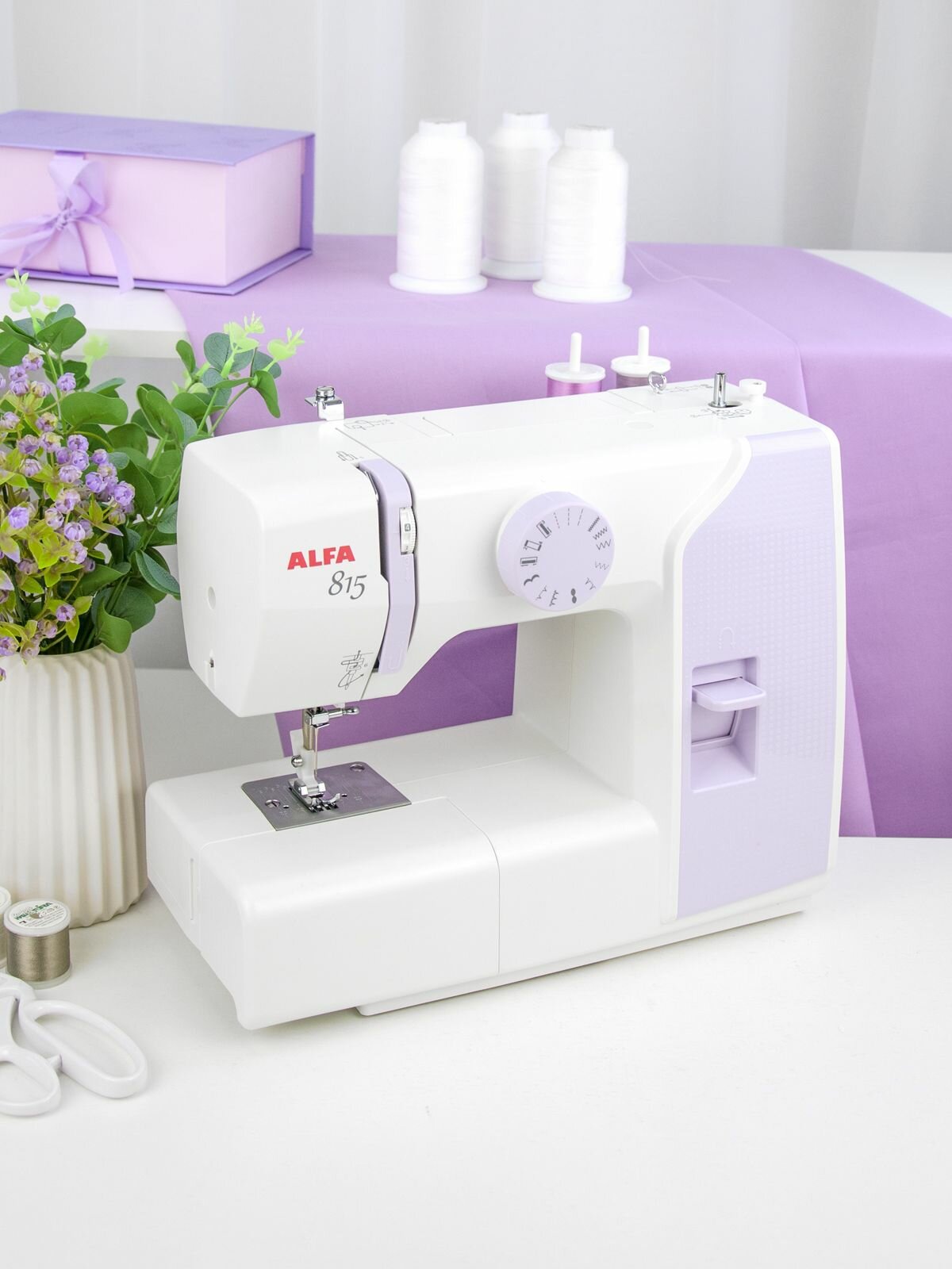 Швейная машина ALFA 815