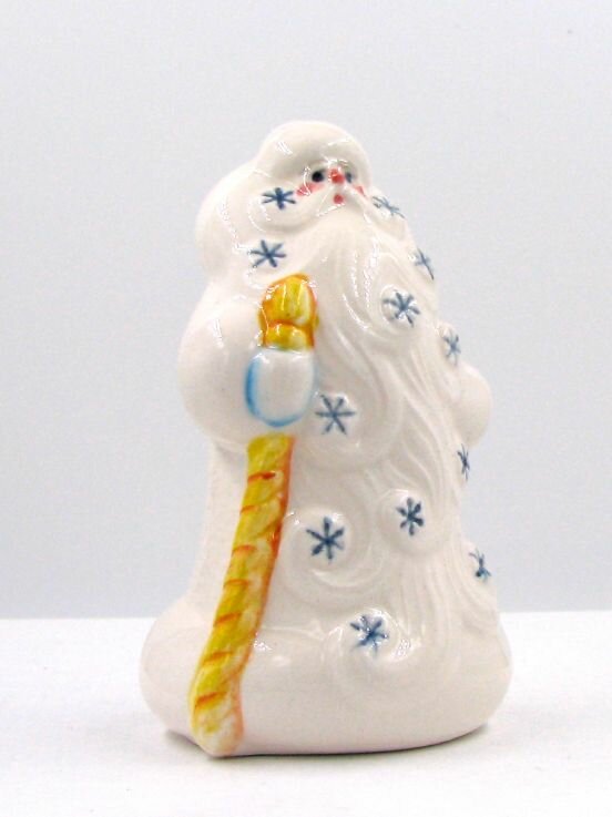 фото Дед Мороз Зимник. Фарфоровая фигурка новогодняя.