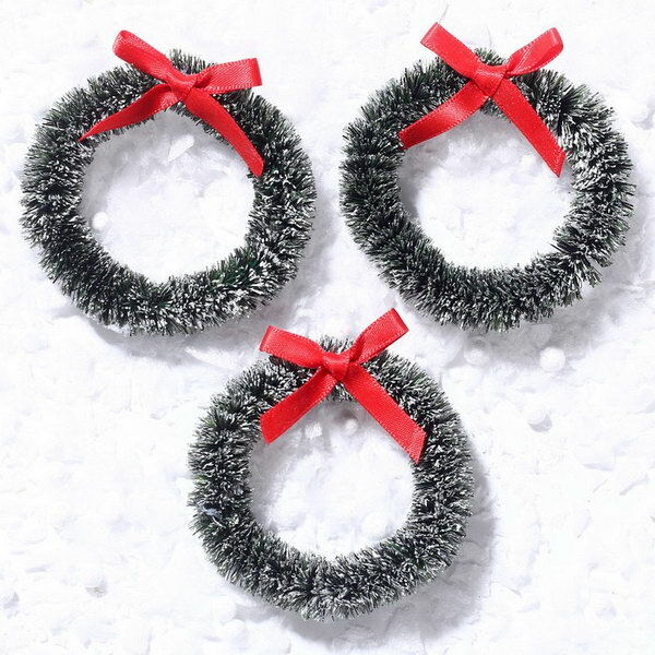 фото Декор "Новогодний венок с бантиком", набор 3 шт, размер 1 шт. 6.5 см, цвет тёмно-зелёный