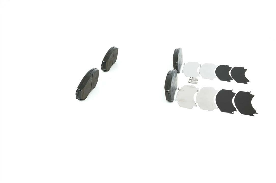 Тормозные колодки Bosch - фото №15