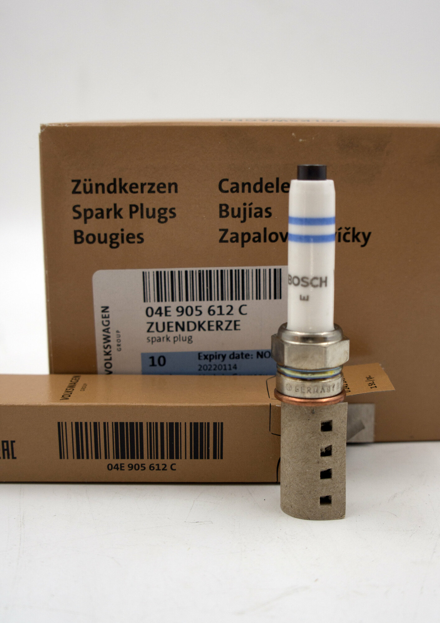 Арт. Euro: 04E905612C/Арт. Rus: 04E905612C/VAG/Свеча зажигания "Longlife"/Spark Plug — фото 2
