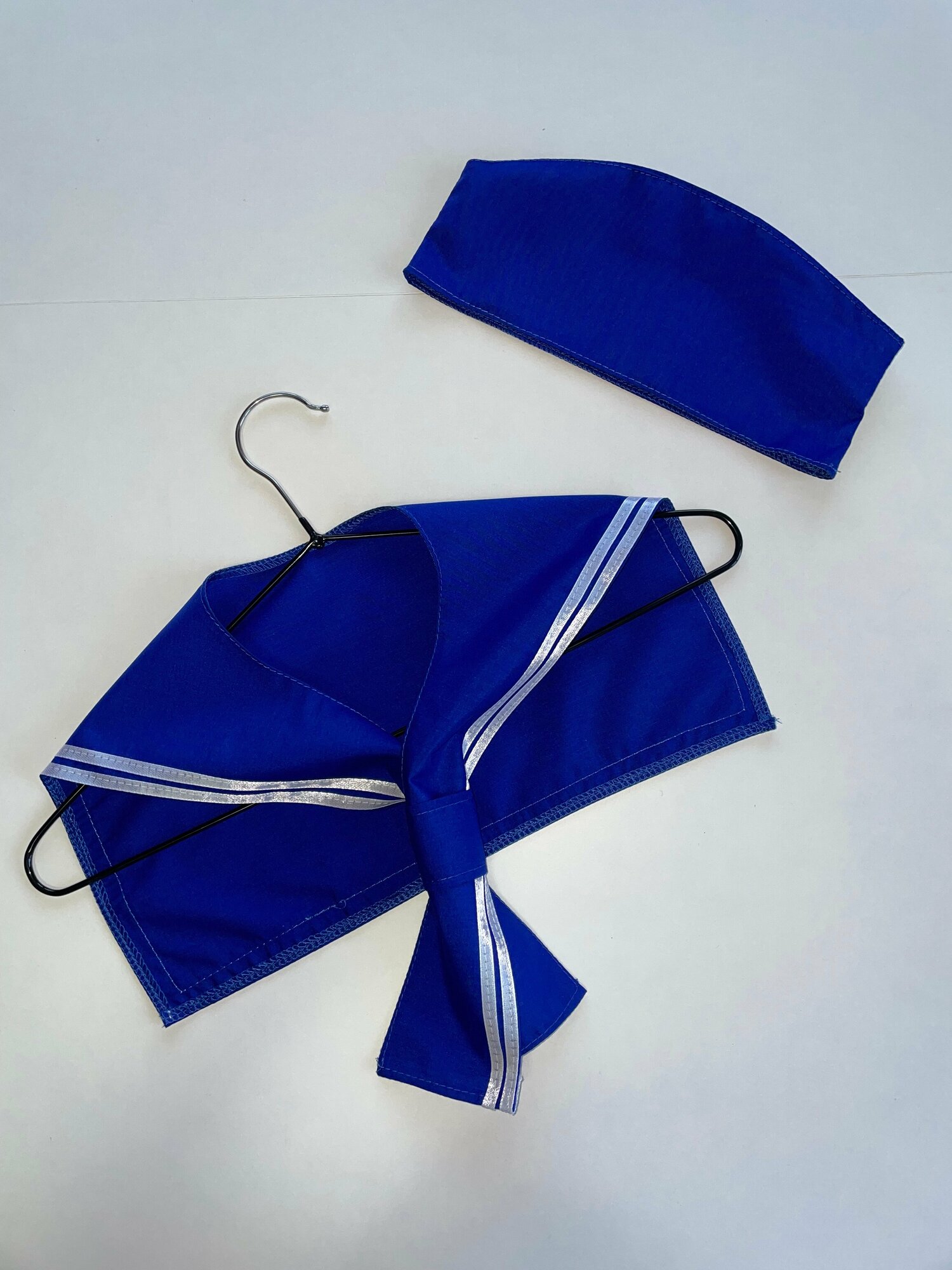 Костюм моряка (гюйс 35*46 см и пилотка 54-56 размера) ткань хб, цвет синий