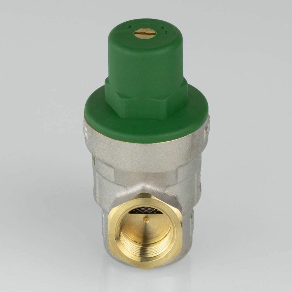 2 шт - Редуктор давления мембранный 1-5 бар 1/2" VT.089. N.04 + манометр 0-10 бар VALTEC VT. TM50. D.02 / Регулятор давления (РДВ) с манометром 1/4" для узла ввода горячей и холодной воды в квартиру — фото 1