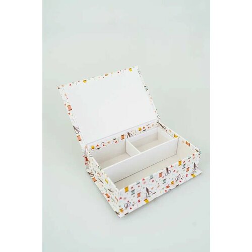 Подарочная Коробка - Шкатулка Cartonnage для рукоделия маленькая, 170 x 120 x50 мм. Ножницы, белый