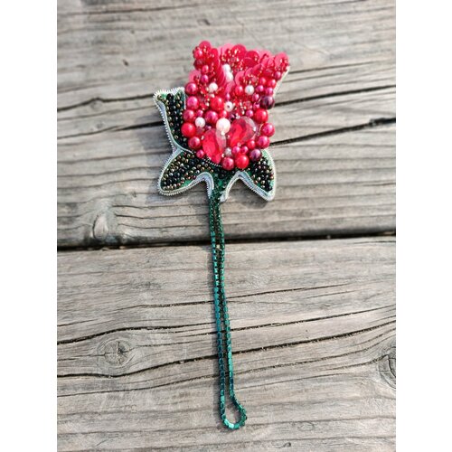 Брошь, кристалл, красный, зеленый