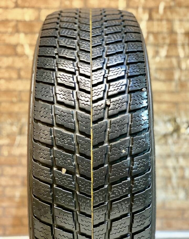 Roadstone Winguard SUV 225/65 R17