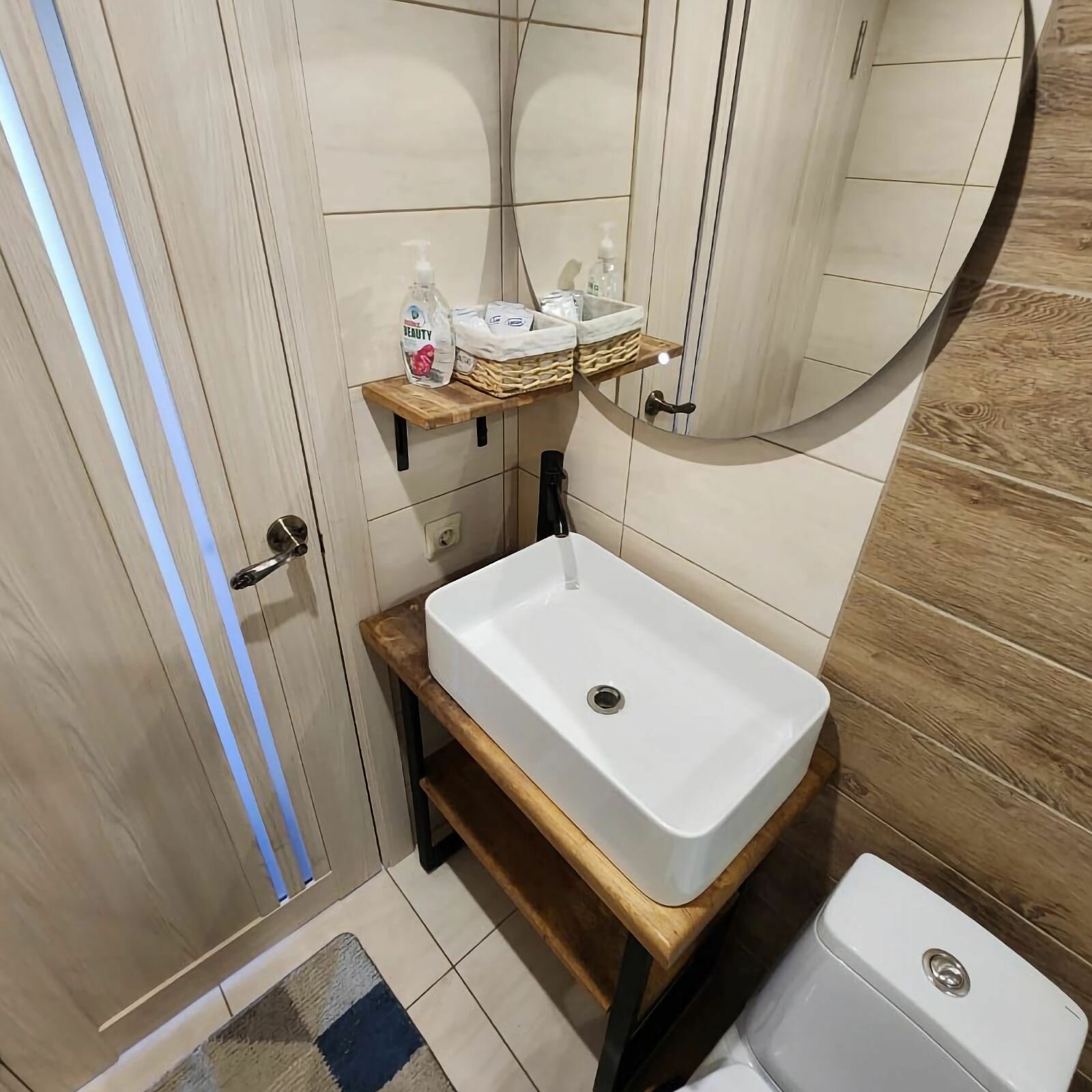 Тумба под раковину из натурального дуба в стиле лофт 60х50х75