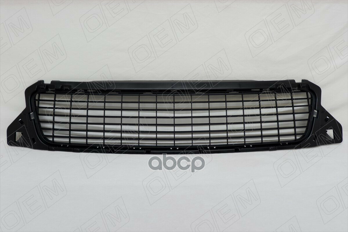 Решетка В Бампер Нижняя Renault Duster 1 2011-2015 O.E.M. арт. OEM3667