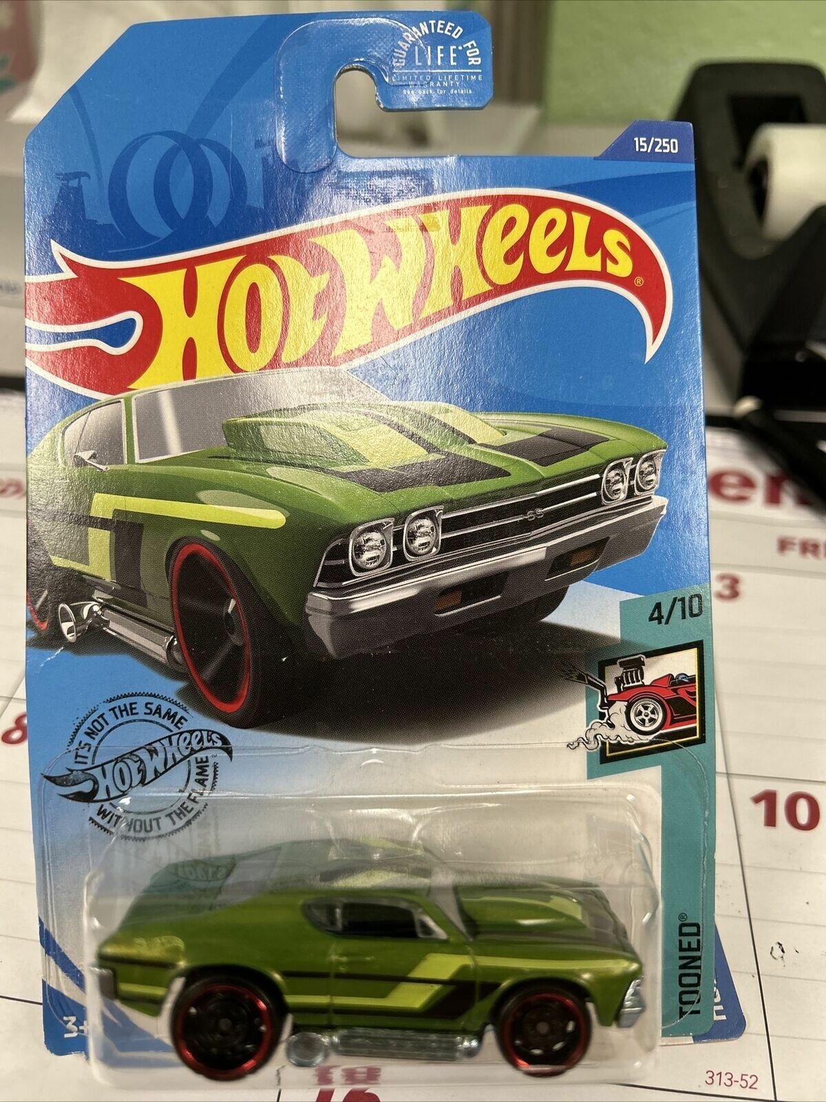 Машинка детская Hot Wheels коллекционная 69 CHEVELLE