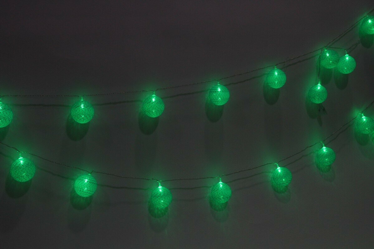 Гирлянда электрическая LED 20 Шаров 4м. зеленая соединяемая 220В
