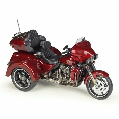 Мотоцикл HARLEY DAVIDSON Cvo Tri Glide (2021), Red Met, масштабная модель коллекционная