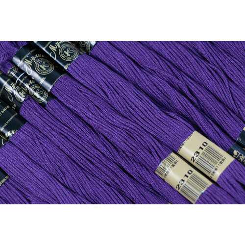 Нитки мулине цв.2310 фиолетовый 12х10м С-Пб