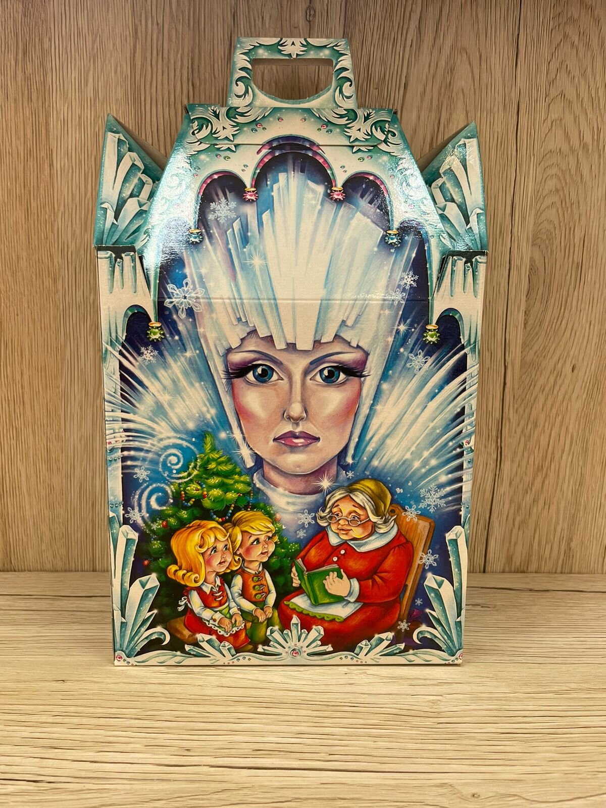 Подарочная коробка для конфет складная "Снежная королева" 5 шт.