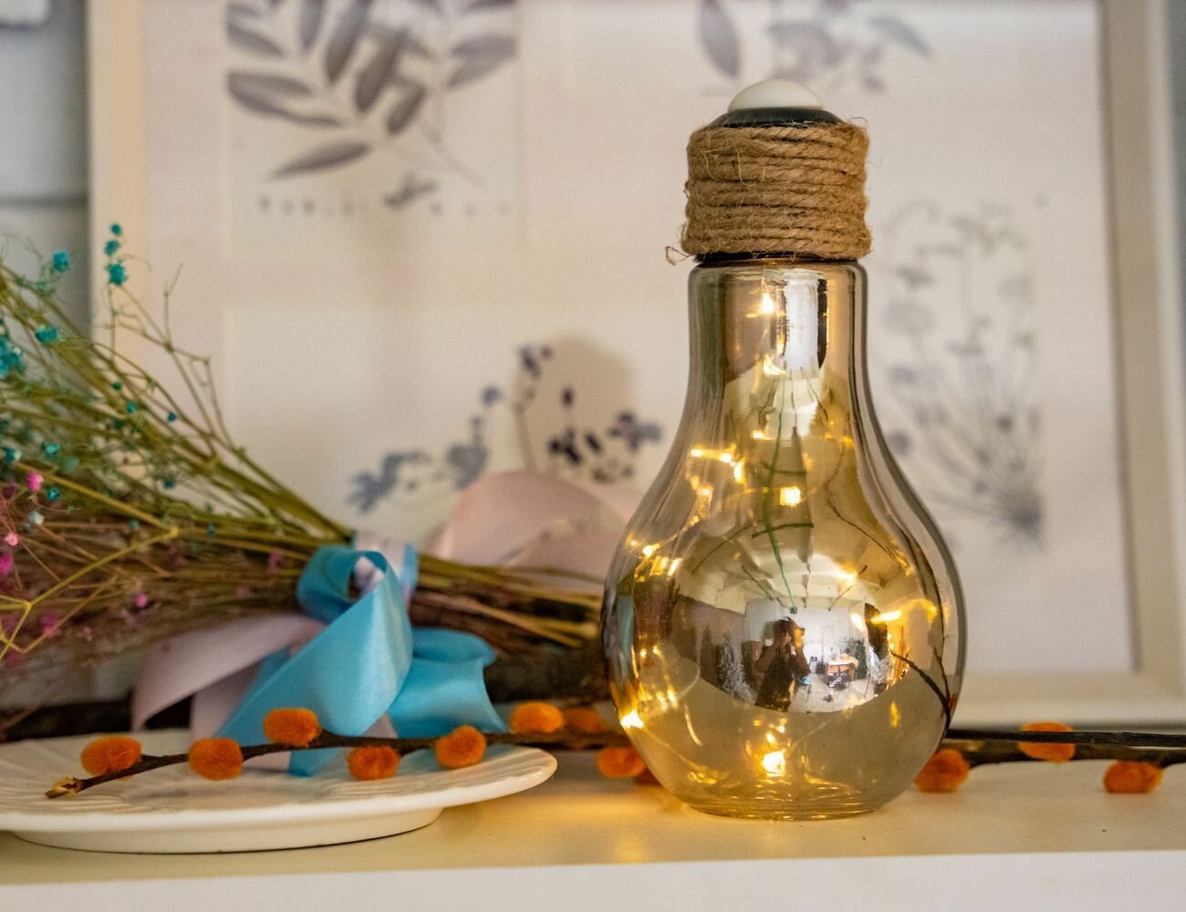 фото Декоративный светильник-лампочка SMOKY CHARM, 12 теплых белых микро LED-ламп, 22 см, на батарейках, IP20, Kaemingk 897525