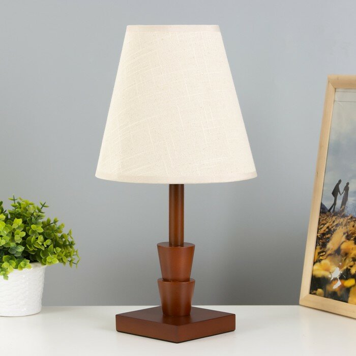 фото Настольная лампа "Ульн" E27 40Вт коричневый 19,5х19,5х38 см