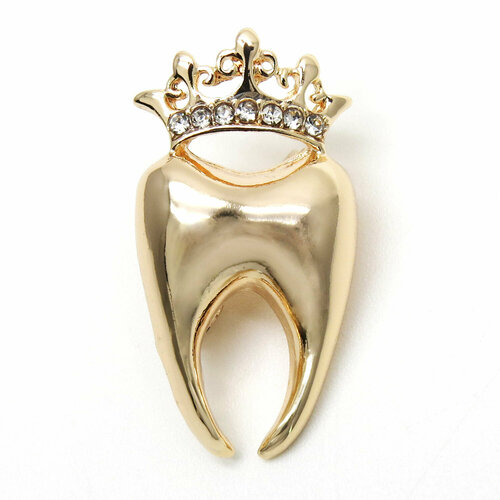 Брошь Blucome Зуб в короне, стразы, золотой элегантная брошь арт 0030 зуб подарок стоматологу