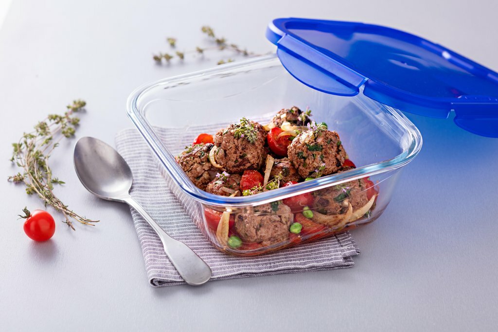 Блюдо квадратное с крышкой COOK N GO 1.6л, PYREX