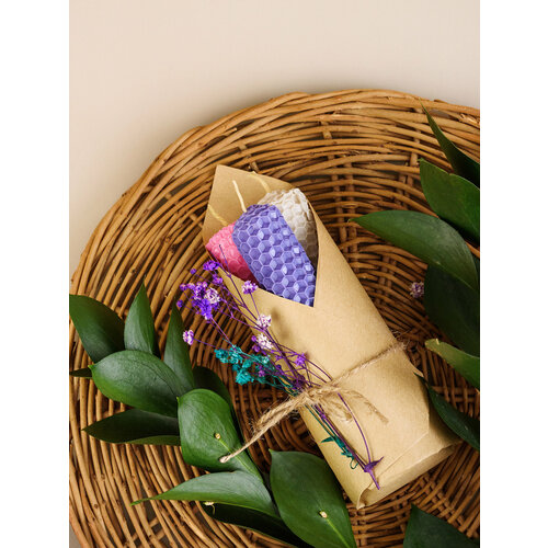 Набор цветных свечей из вощины 3шт. Ручная работа. Свечи в подарок