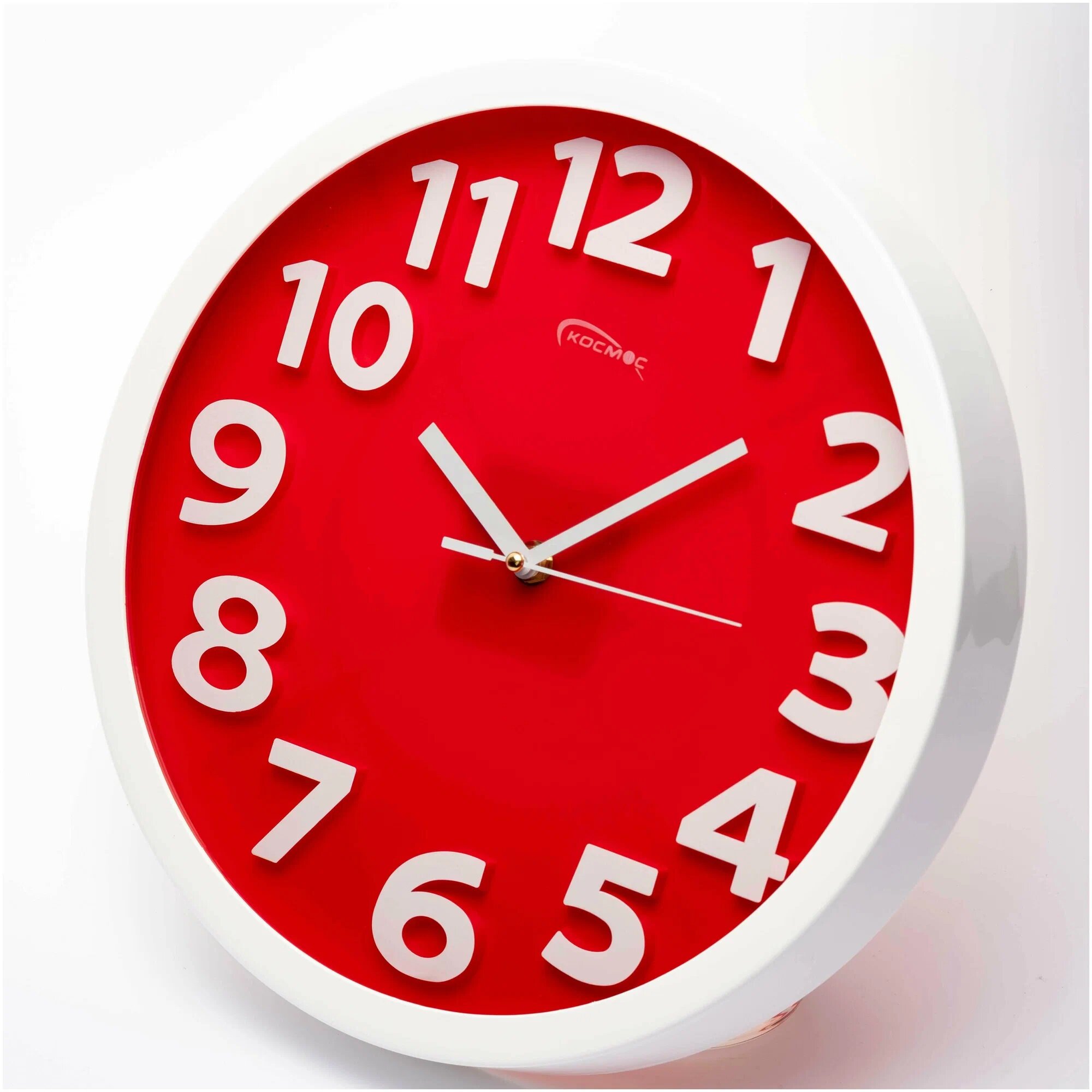 фото Кварцевые настенные часы / 30 см / круглые черные интерьерные часы / хорошие часы со стеклом и плавным ходом