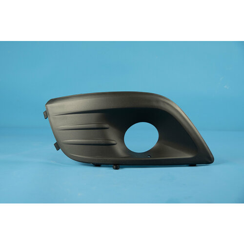 Рамка ПТФ облицовка правая противотуманной фары авто Lada Largus 2012-2024 Лада 8450000252 AKRADO 437₽