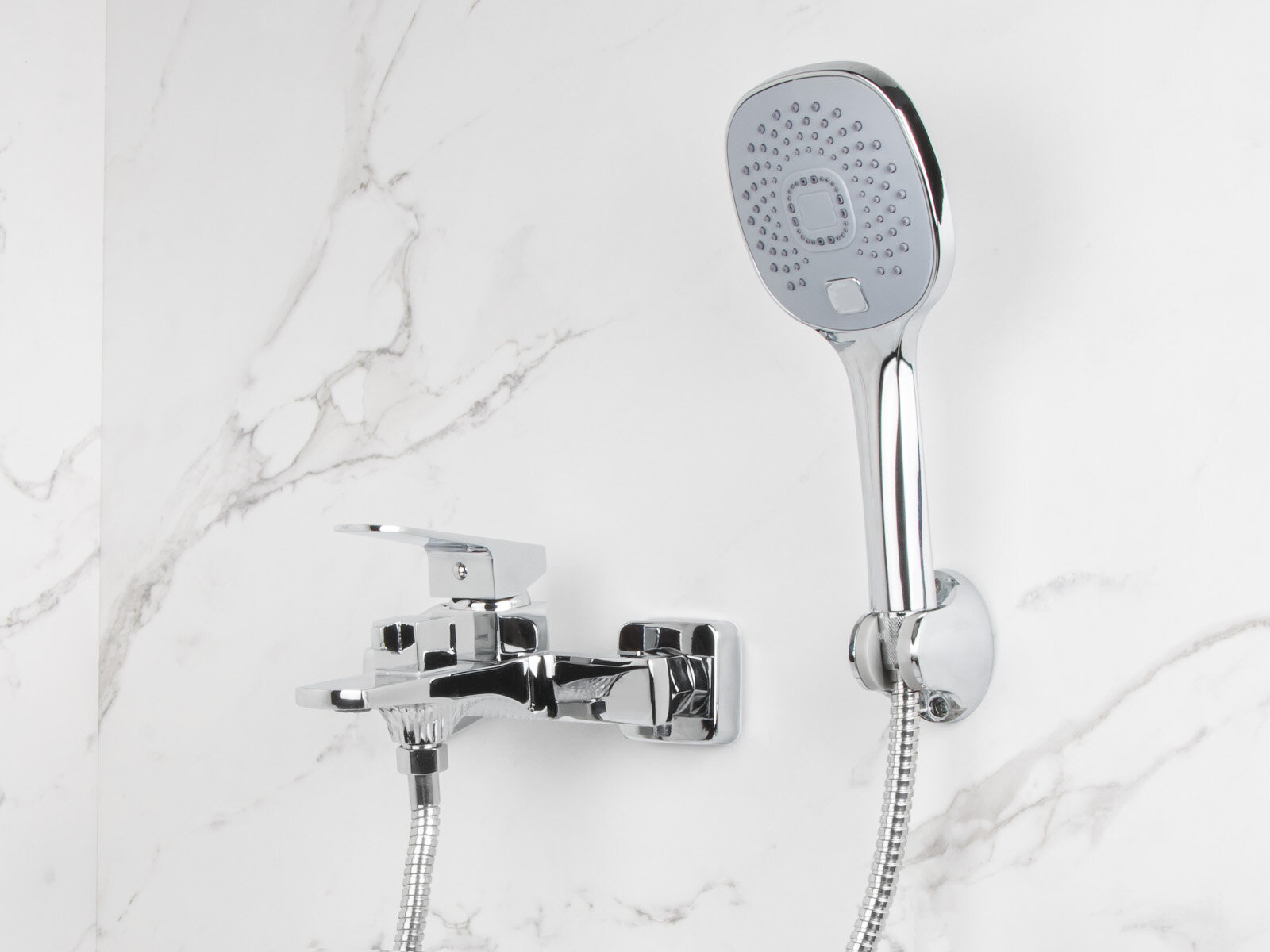 Смеситель для ванной с душем AV ENGINEERING Neo (AVNEO3-A170-130) — фото 1