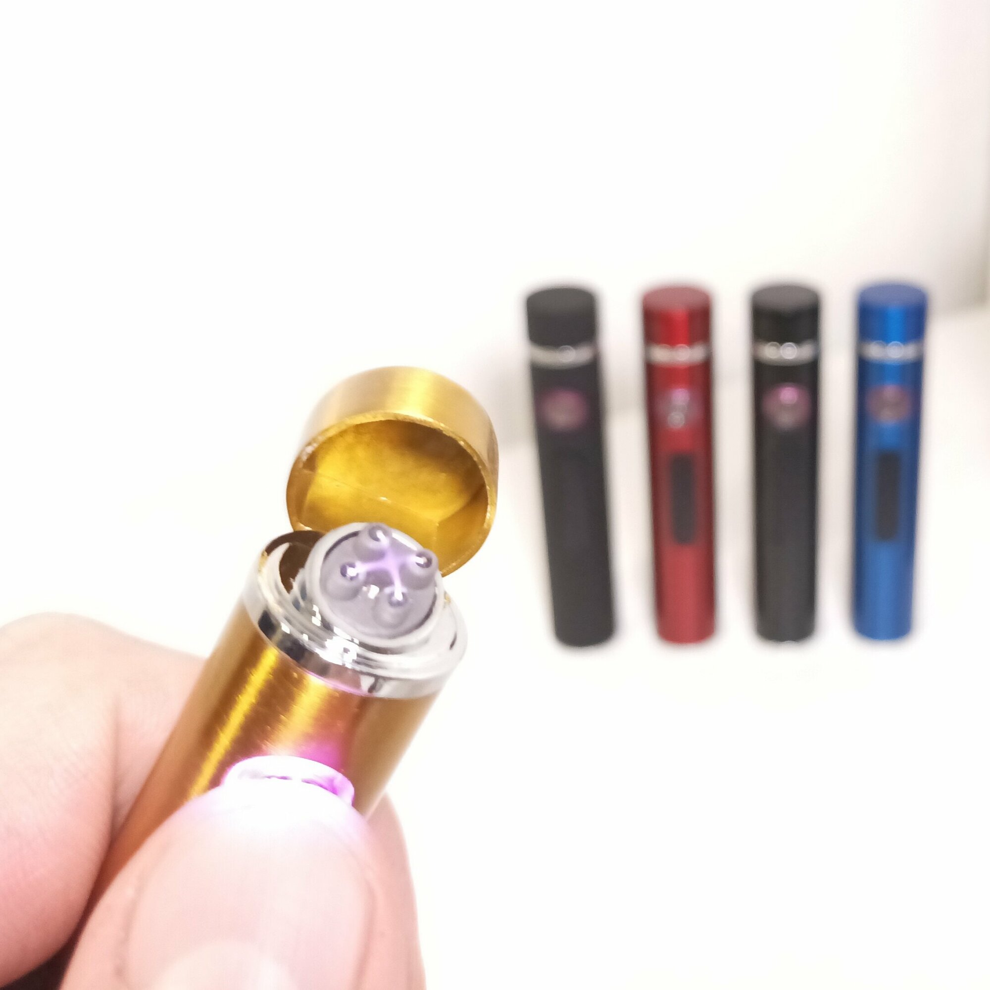 Электронная USB зажигалка в подарочной упаковке цвет Золото - фотография № 4