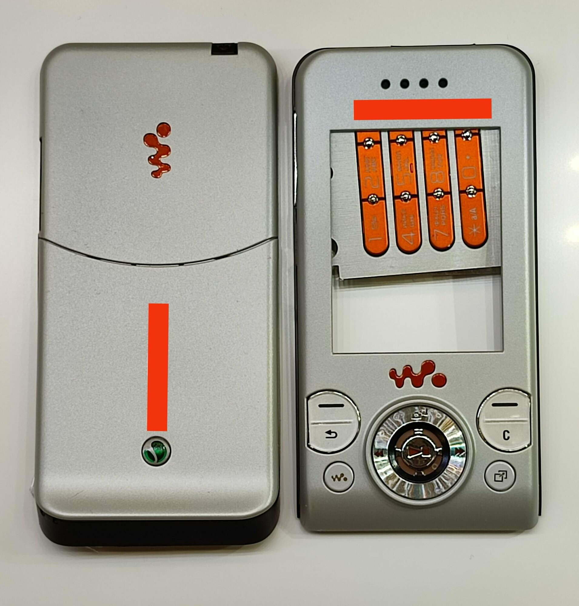 Корпус для Sony Ericsson w580i белый + клавиатура