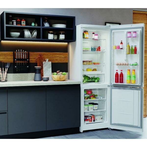 Холодильник Hotpoint - фото №12