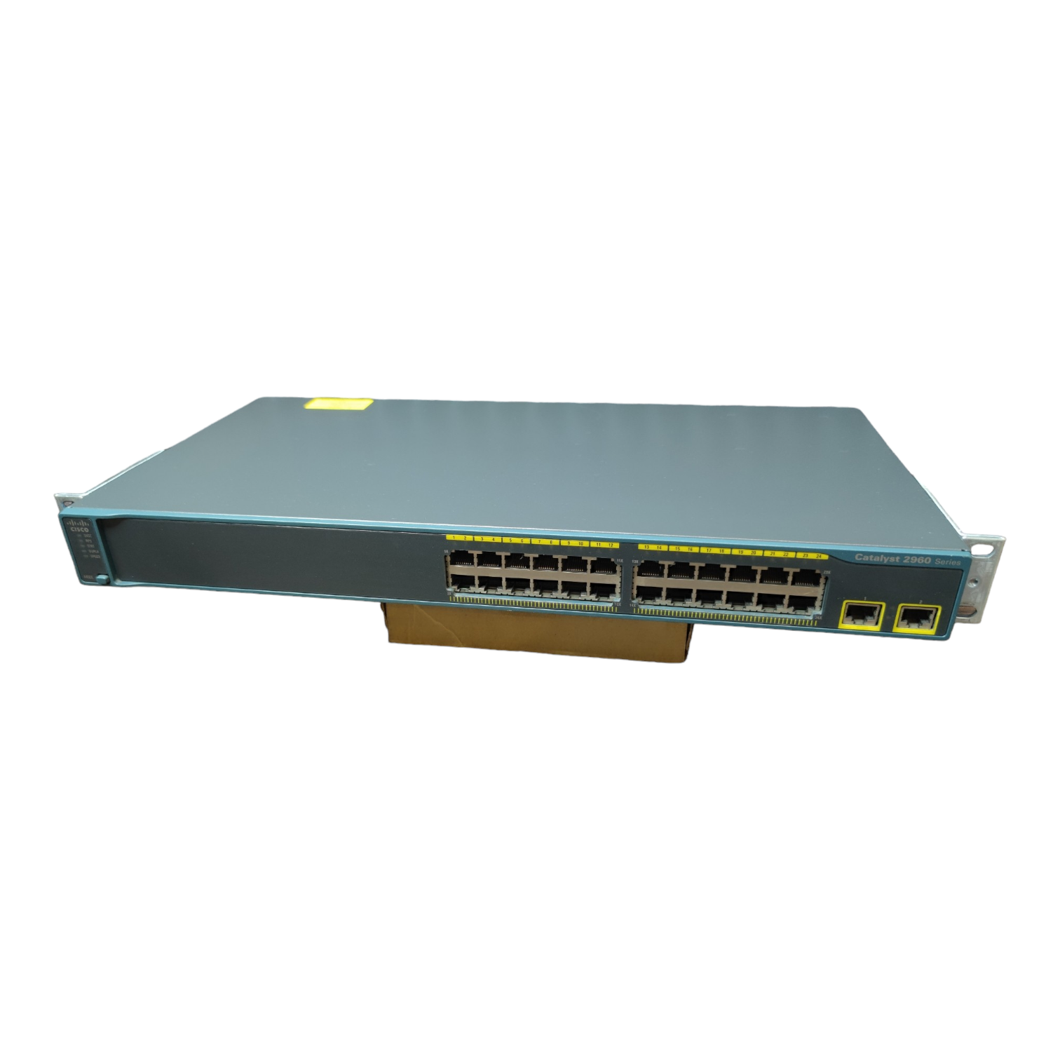 Неуправляемый сетевой коммутатор CISCO Catayst 2960-24TT-L 24 порта 10/100 Мбит/с 2 порта 10/100/1000 Мбит/с