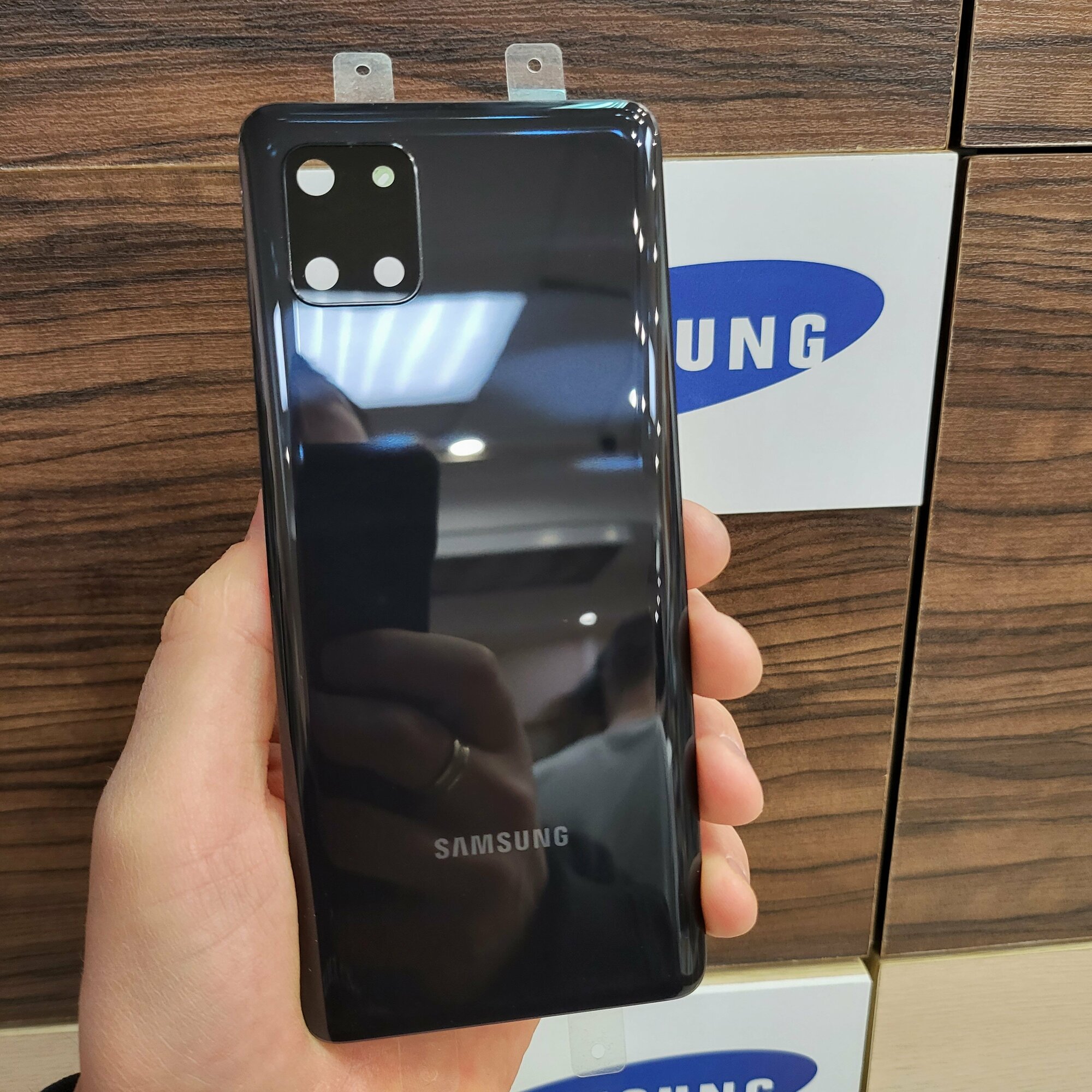 Крышка для Samsung Note 10 Lite - задняя панель премиум качество (чёрного цвета)