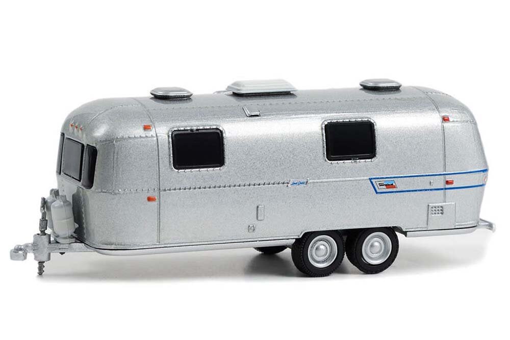 Trailer кемпер-трейлер airstream ambassador international land yacht 1973 silver